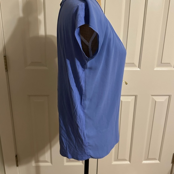 Loft Top - Picture 2 of 6